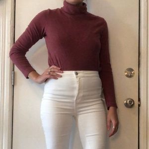 Uniqlo Fuzzy Berry Turtleneck